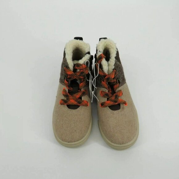 Cat & Jack Toddlers Cozy Fleece-Lined High-Top Boots 11 NWT - Picture 1 of 5